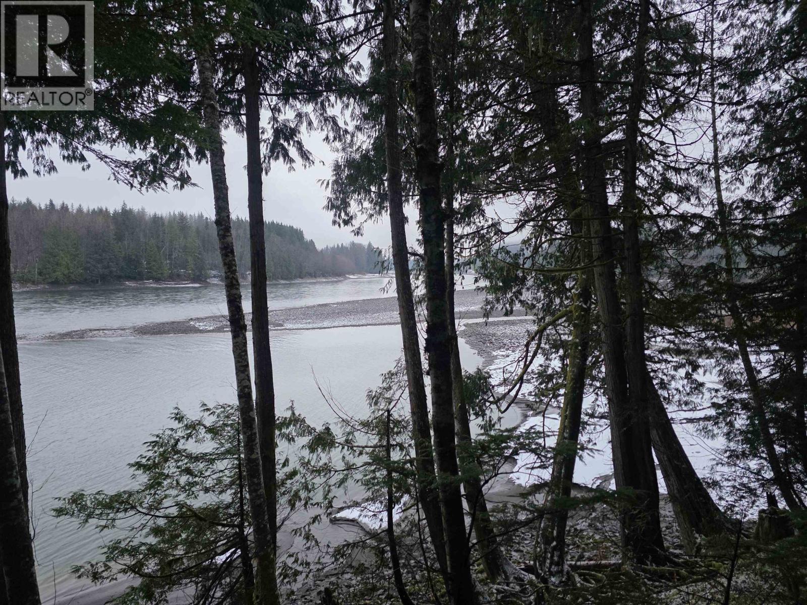 2158 GRANDVIEW Drive, Terrace