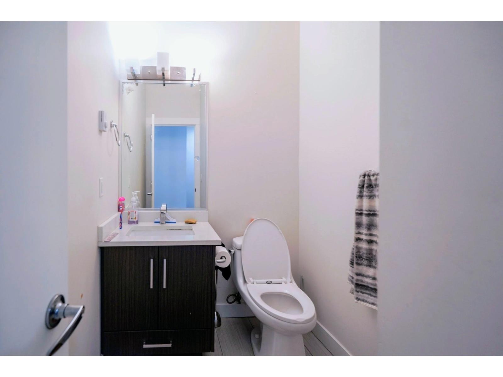 38 7247 140 STREET, Surrey