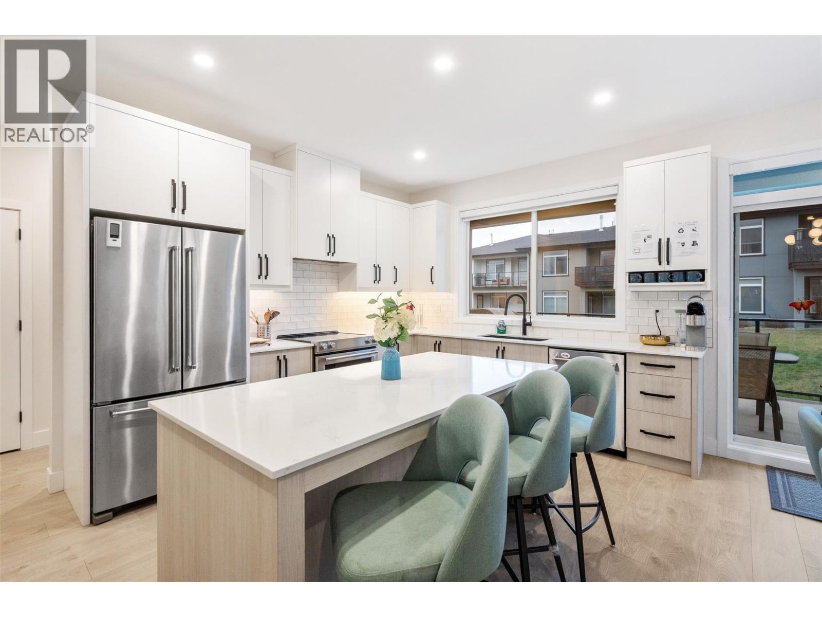 8000 VEDETTE Drive Unit# 22, Osoyoos