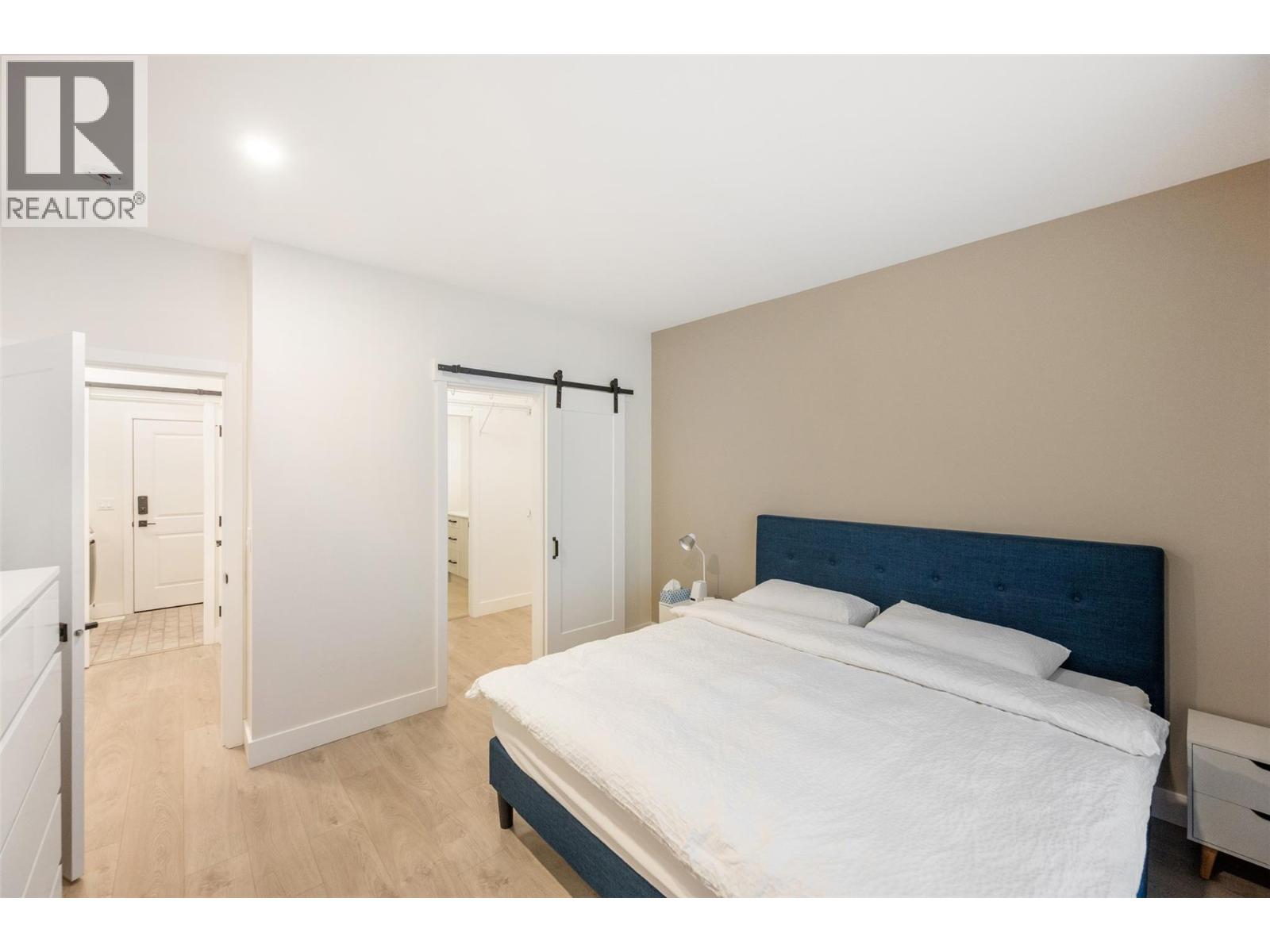 8000 VEDETTE Drive Unit# 22, Osoyoos