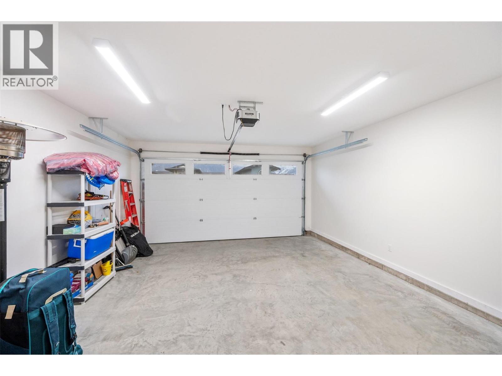 8000 VEDETTE Drive Unit# 22, Osoyoos