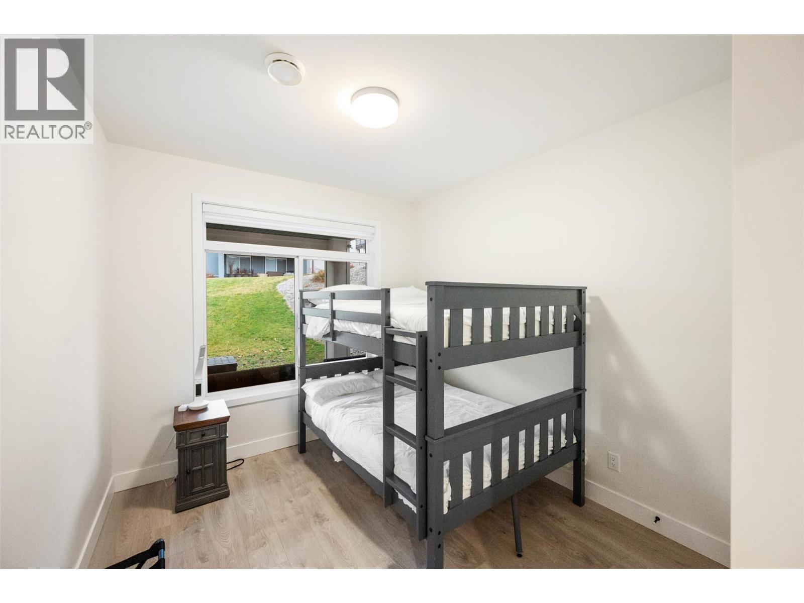 8000 VEDETTE Drive Unit# 22, Osoyoos