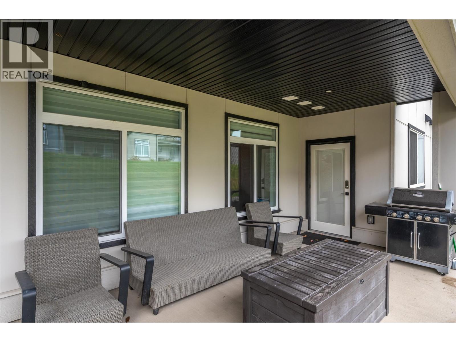 8000 VEDETTE Drive Unit# 22, Osoyoos