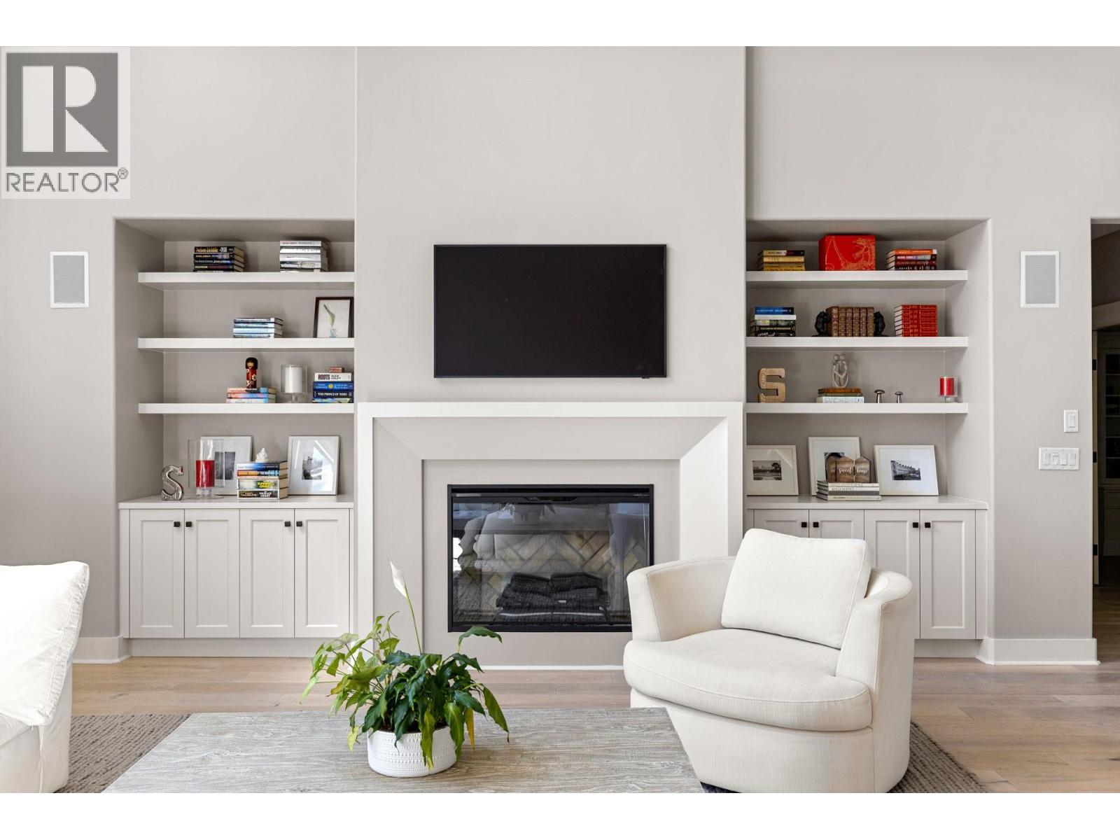  1511 Woodridge Road, Kelowna