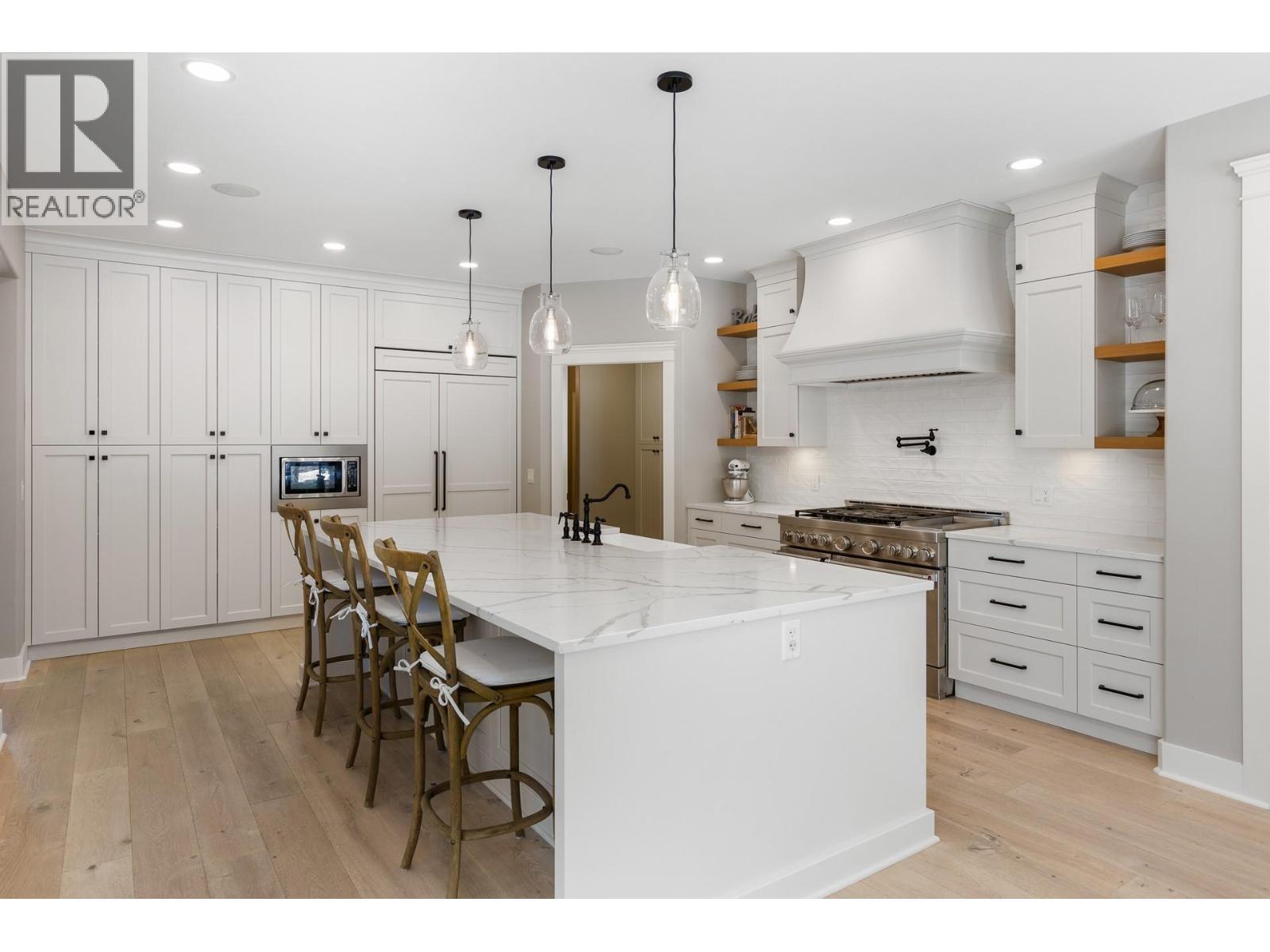  1511 Woodridge Road, Kelowna