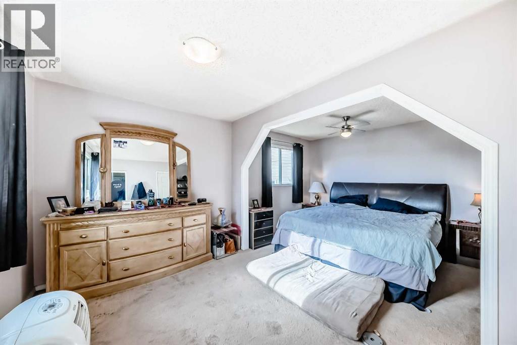 Single Family House Bi-level for Sale in  Castlebrook Rise NE Castleridge Calgary 