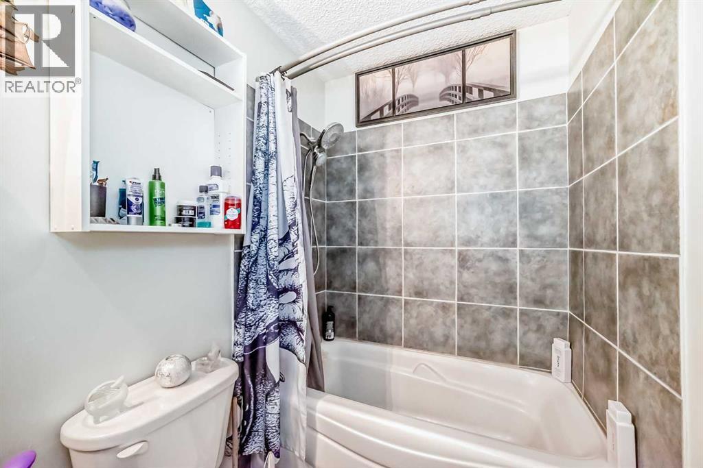 Single Family House Bi-level for Sale in  Castlebrook Rise NE Castleridge Calgary 