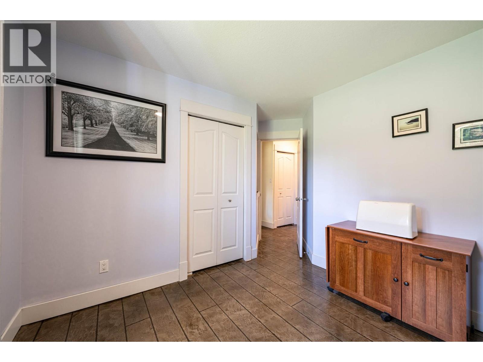  4858 Salmon River Road, Spallumcheen