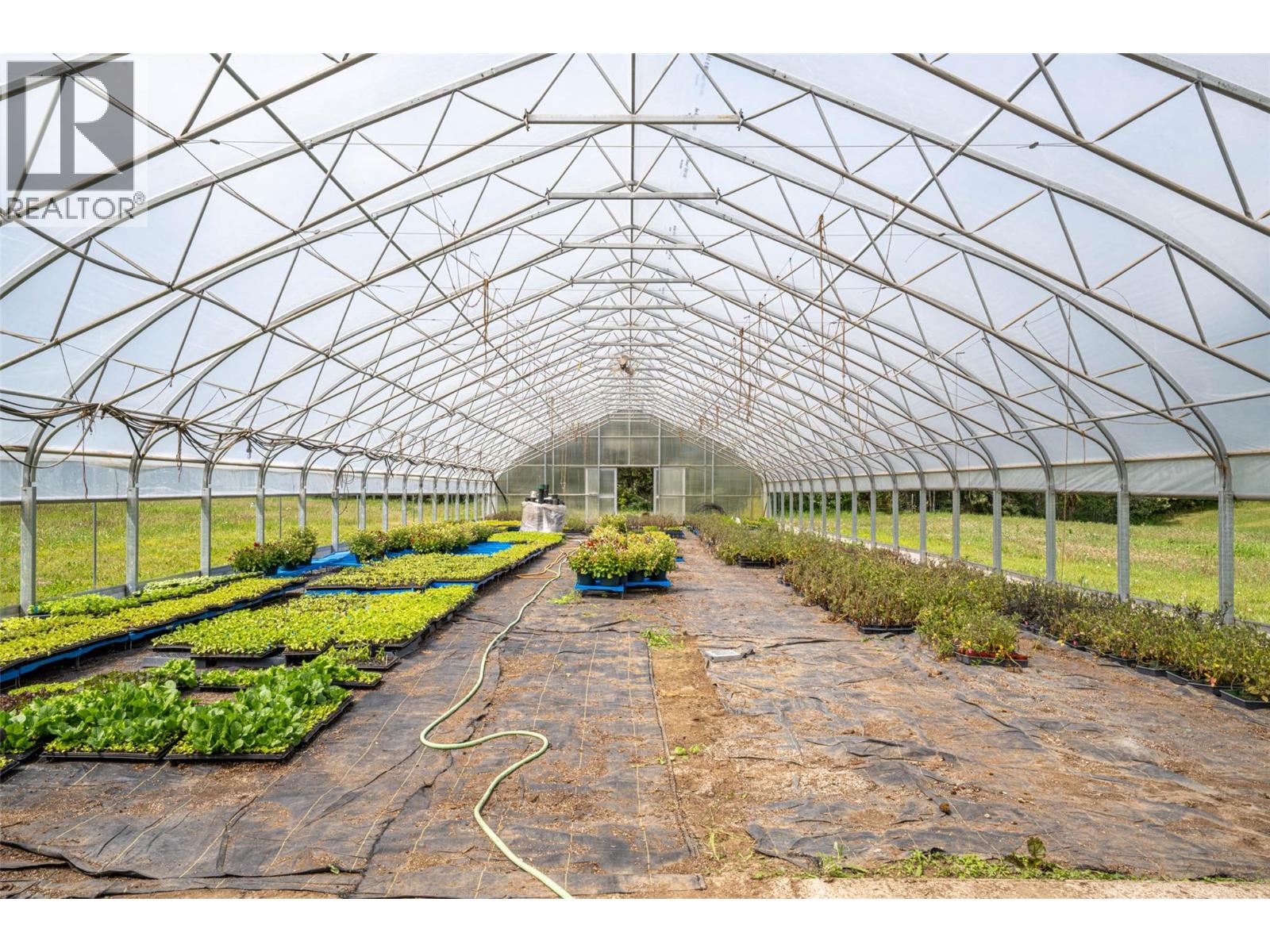  4858 Salmon River Road, Spallumcheen