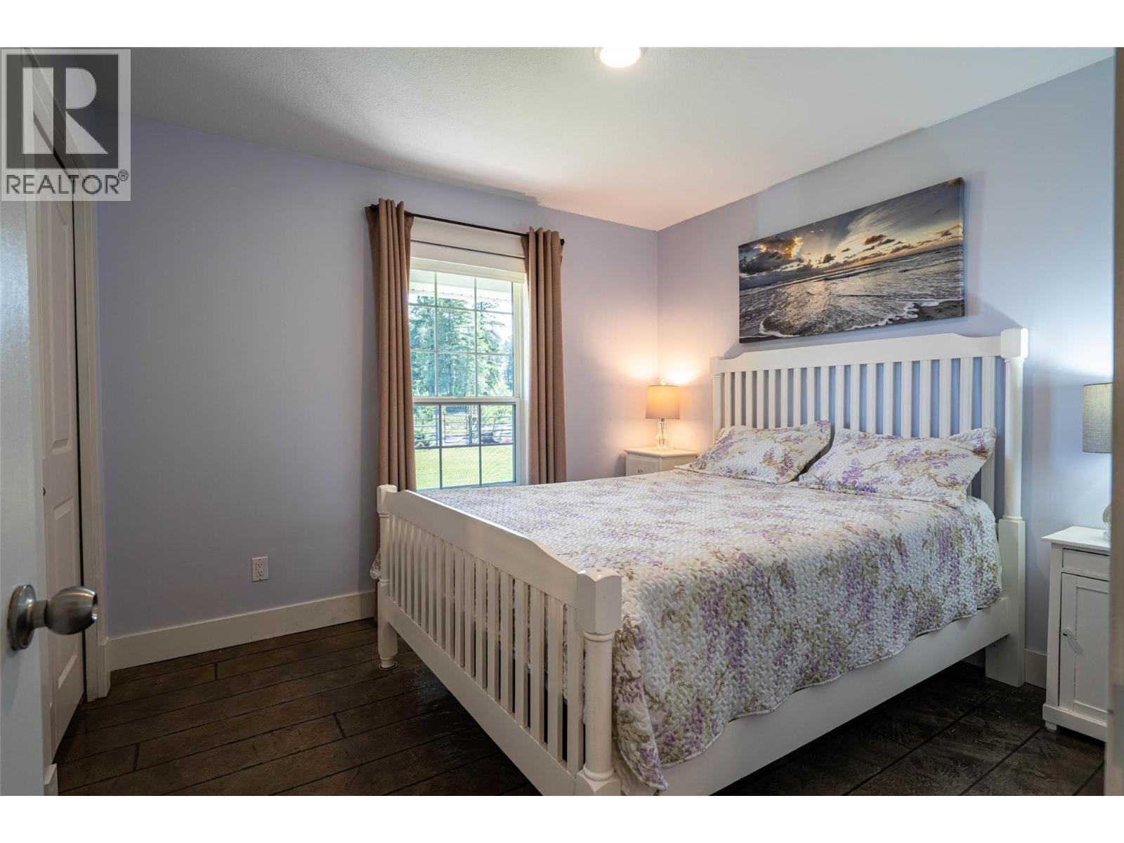  4858 Salmon River Road, Spallumcheen