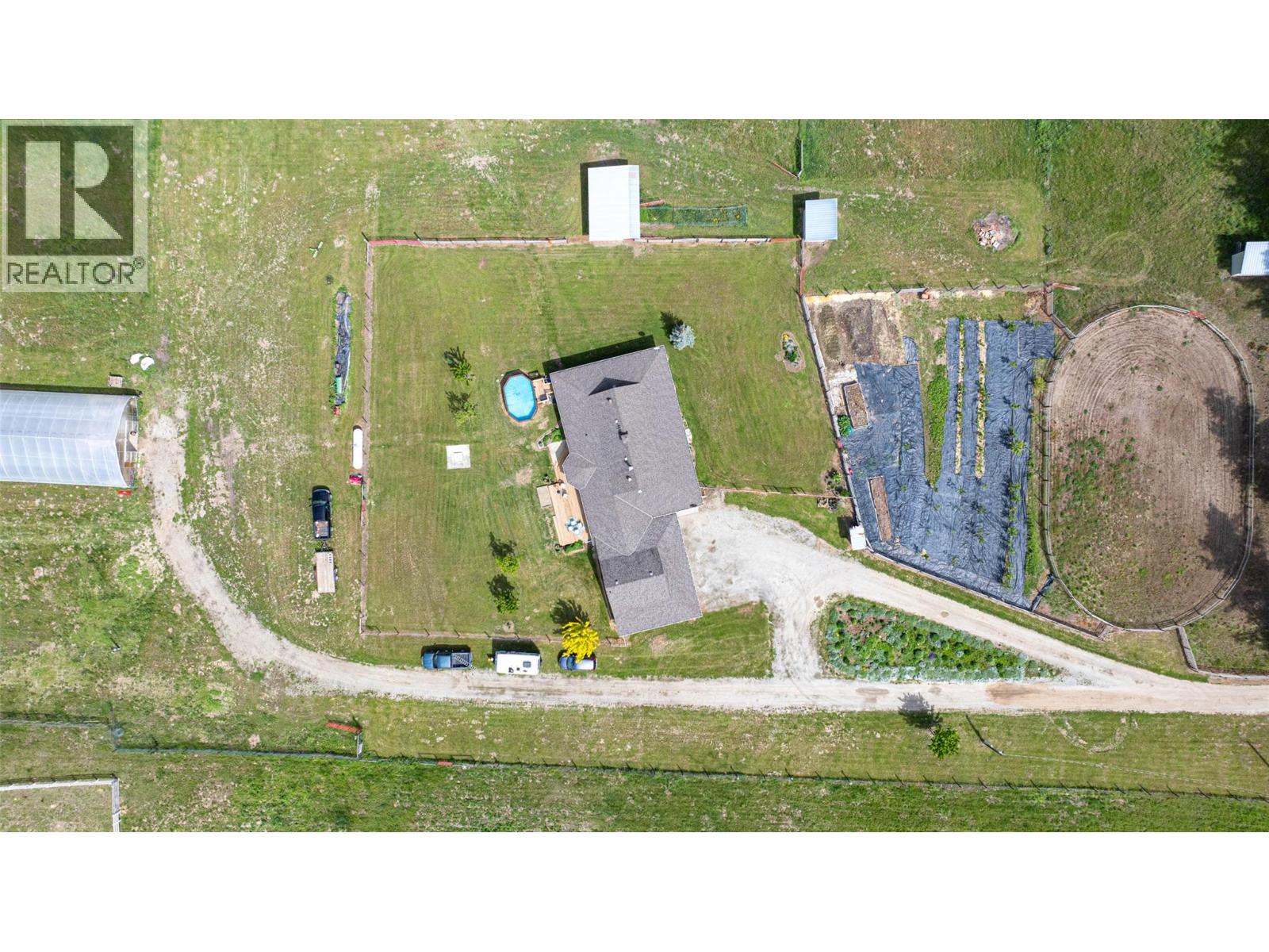  4858 Salmon River Road, Spallumcheen