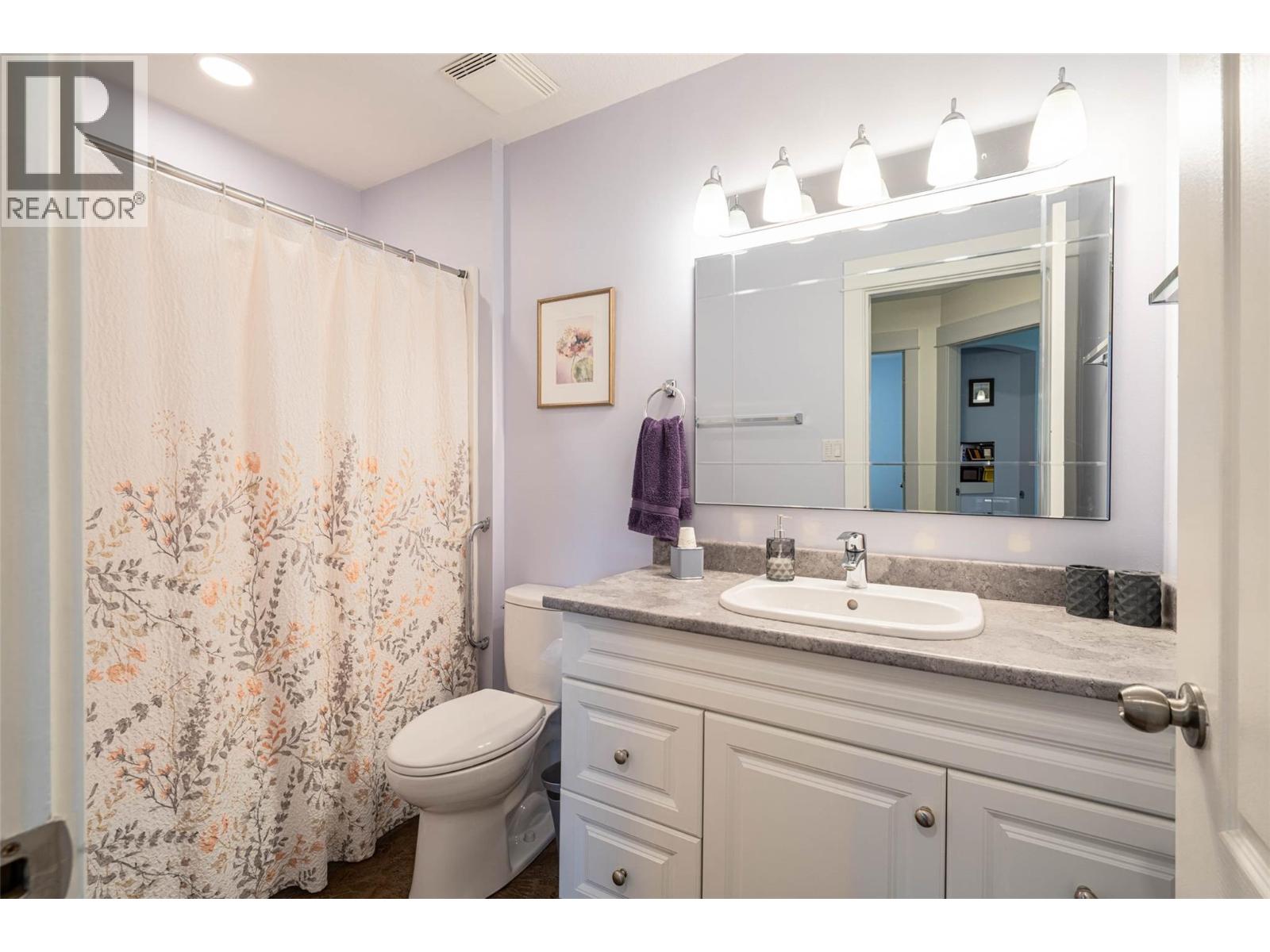  4858 Salmon River Road, Spallumcheen