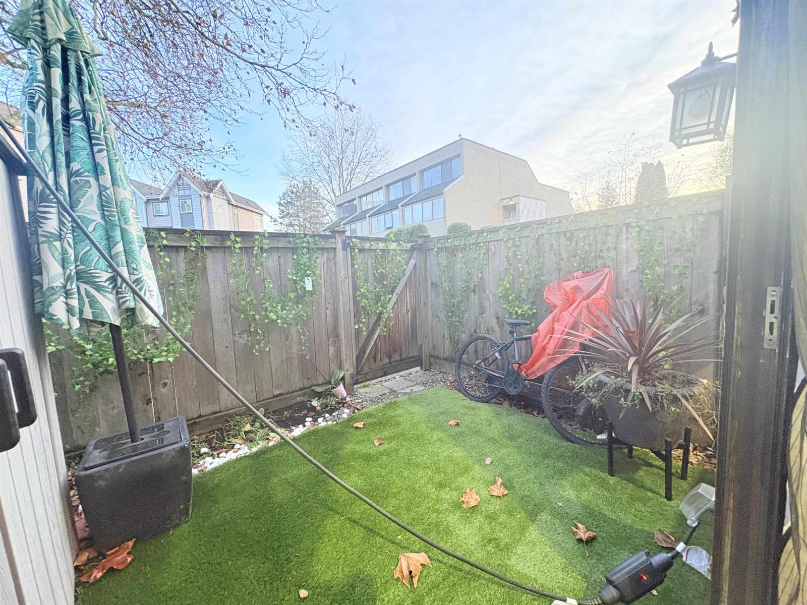 84 17714 60 AVENUE, Surrey