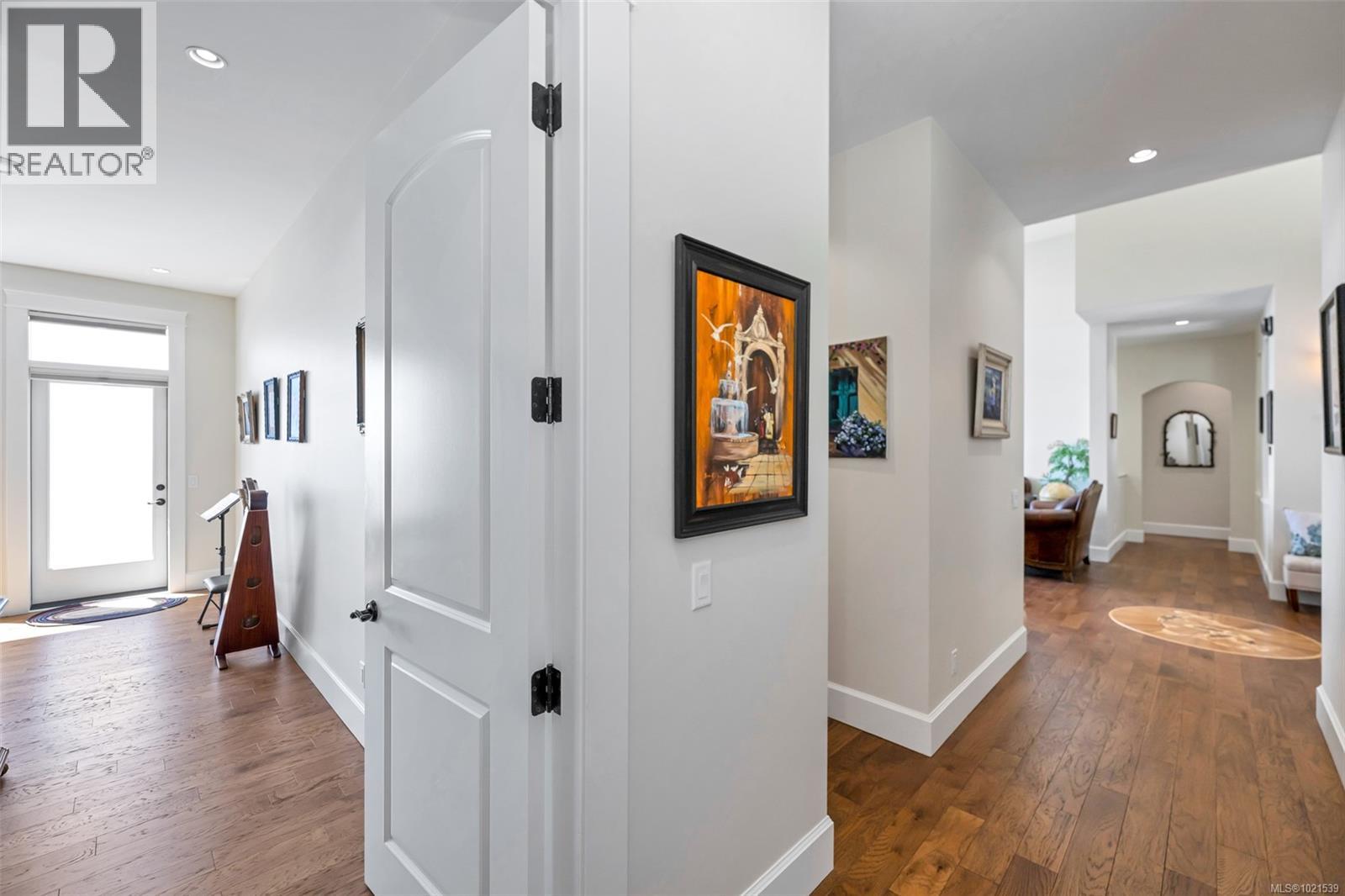 2476 Lighthouse Point Rd, Sooke