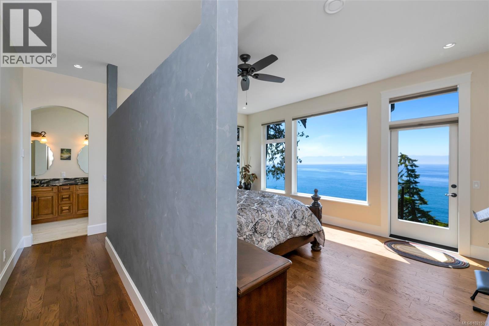 2476 Lighthouse Point Rd, Sooke