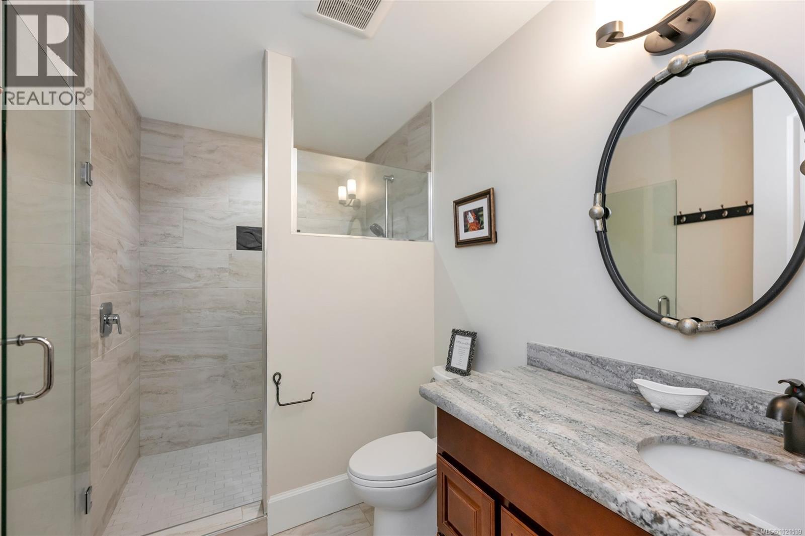 2476 Lighthouse Point Rd, Sooke