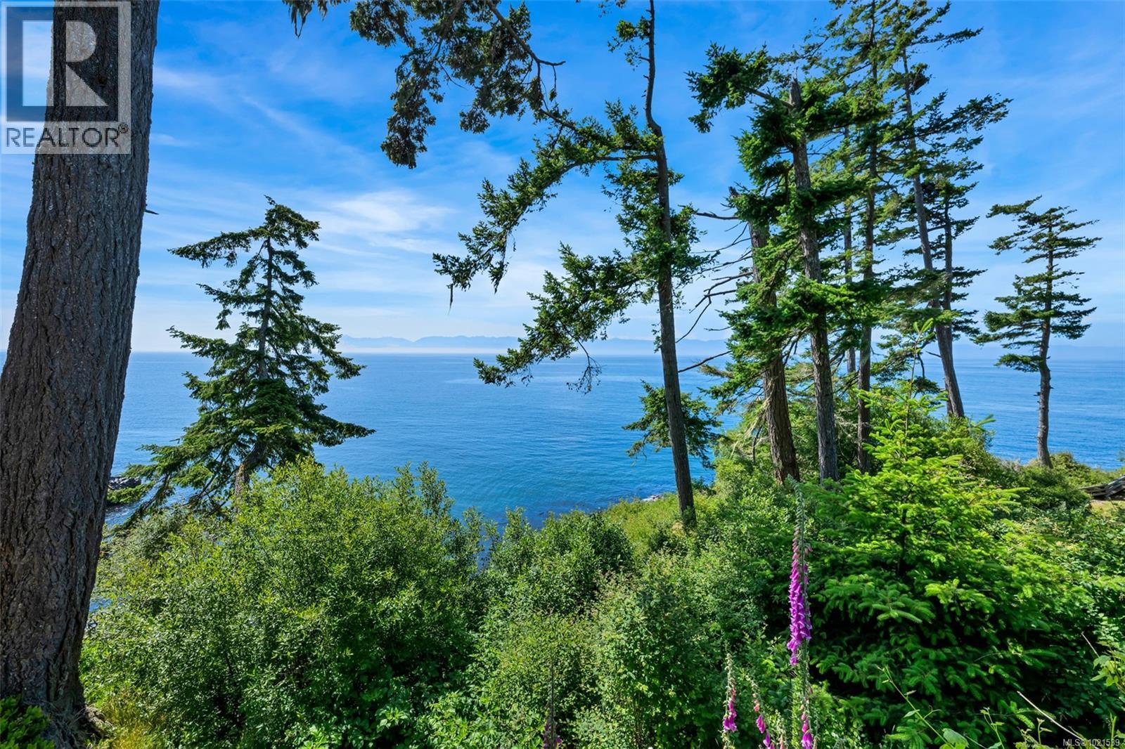 2476 Lighthouse Point Rd, Sooke