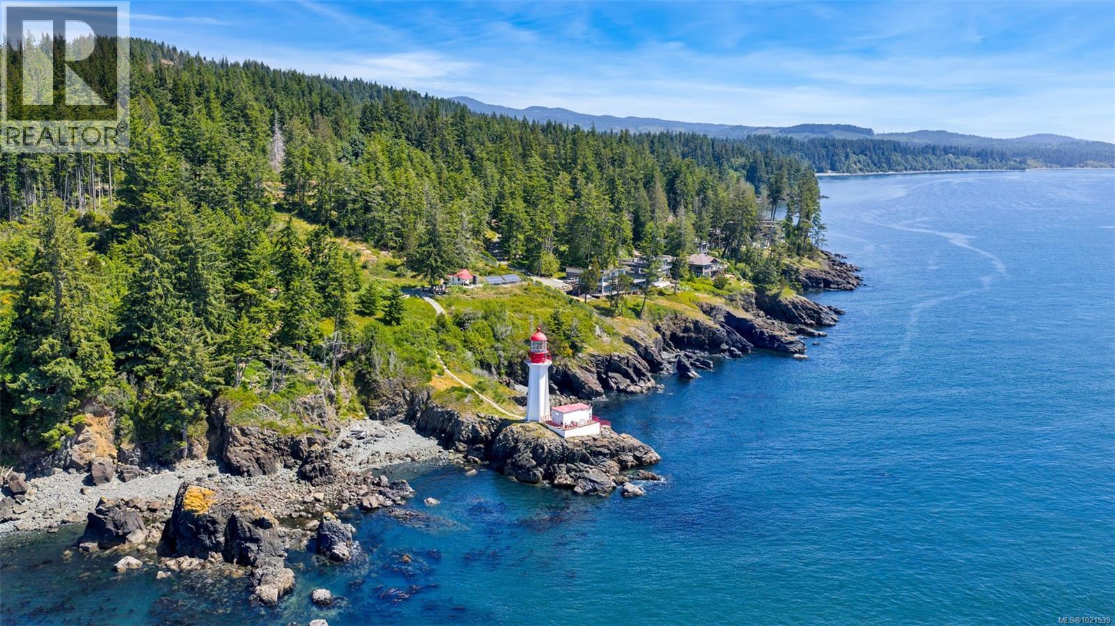 2476 Lighthouse Point Rd, Sooke