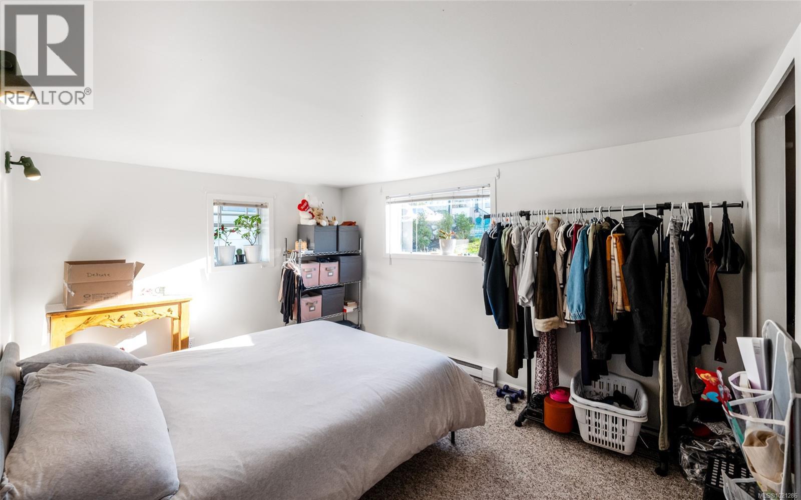 3026 Donald St, Saanich