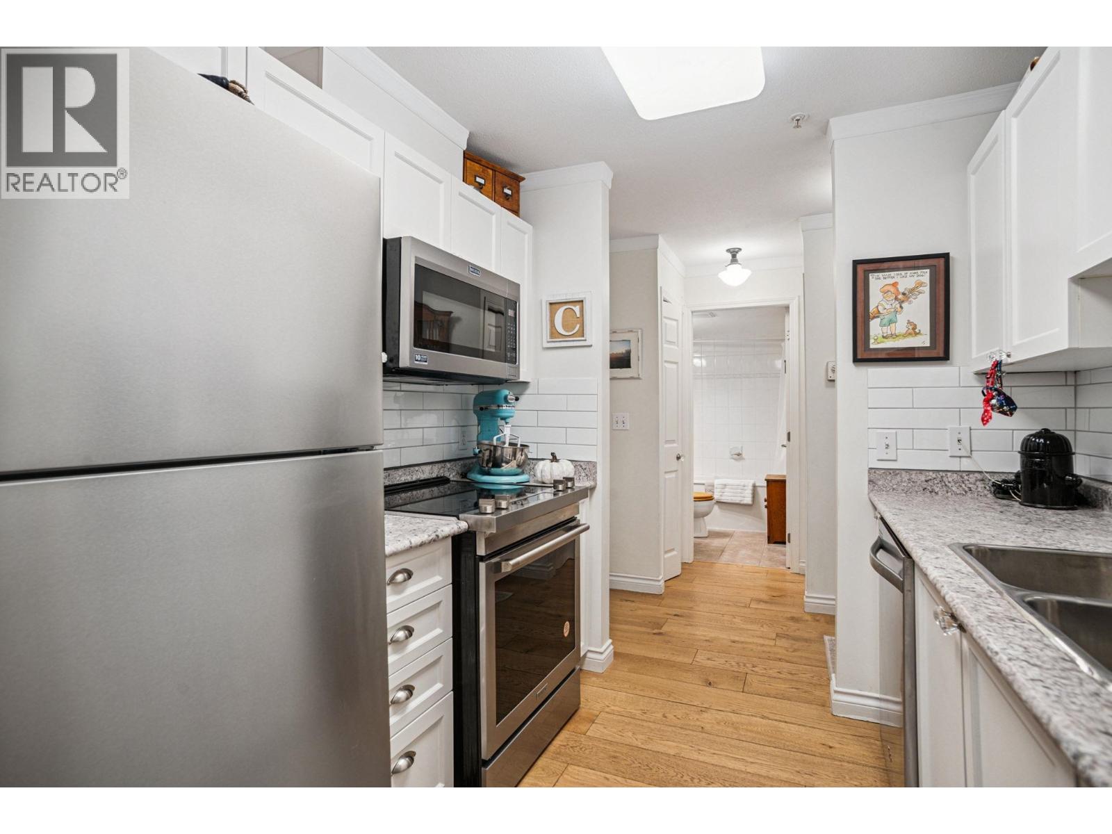 214 4768 53 STREET, Delta