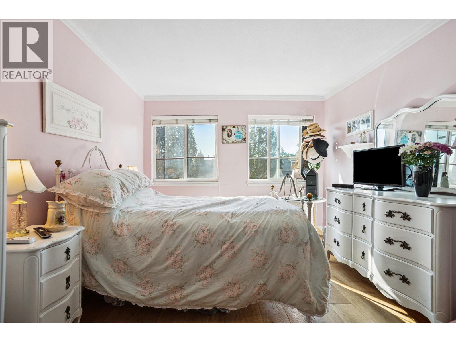 214 4768 53 STREET, Delta