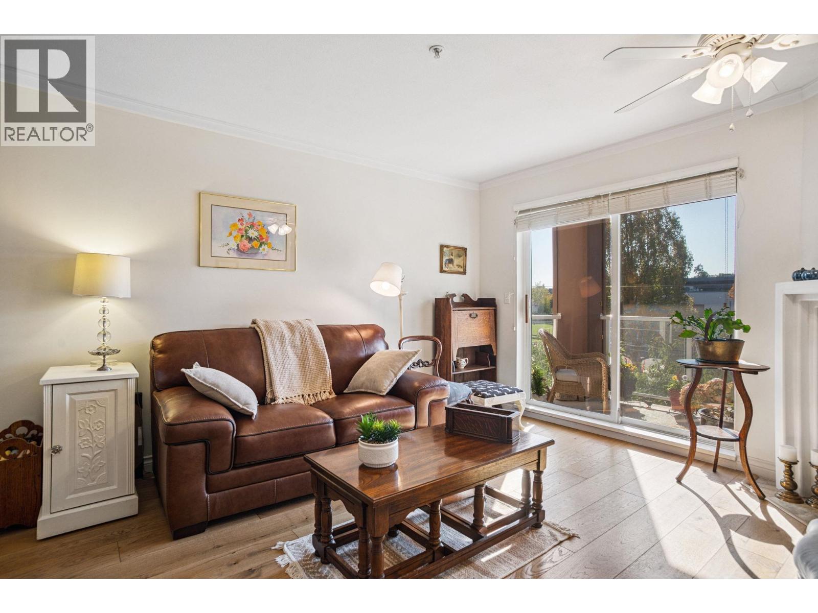 214 4768 53 STREET, Delta