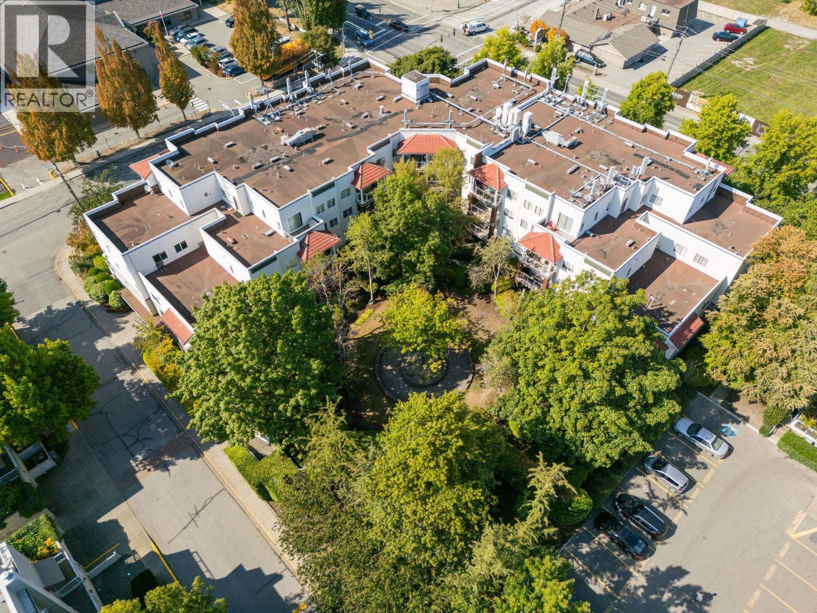 214 4768 53 STREET, Delta