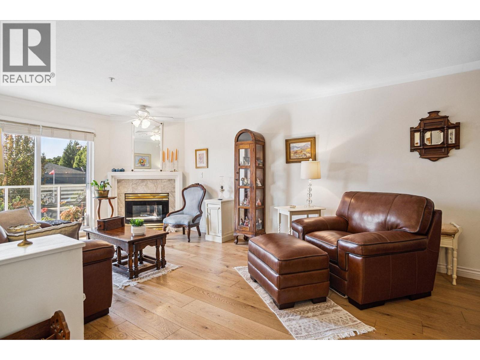 214 4768 53 STREET, Delta