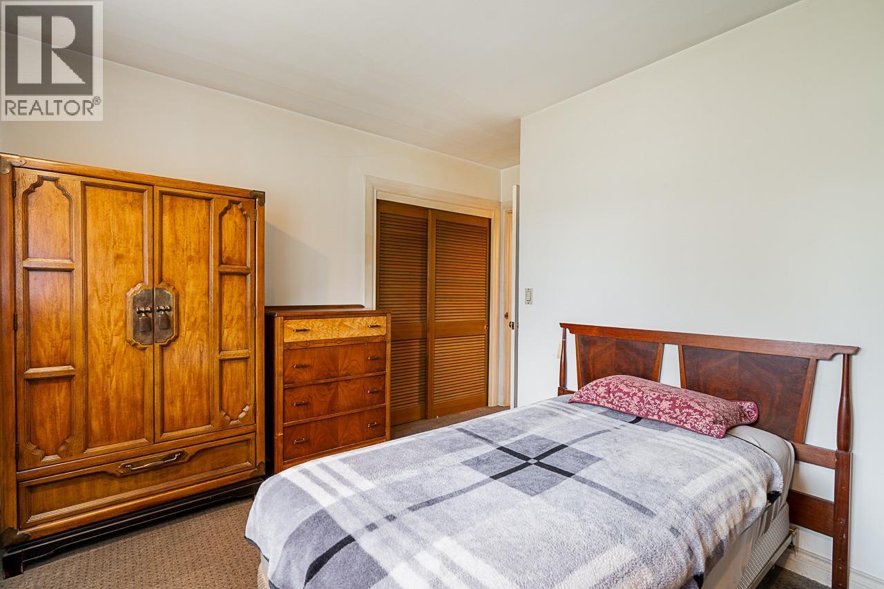 6544 ELWELL STREET, Burnaby