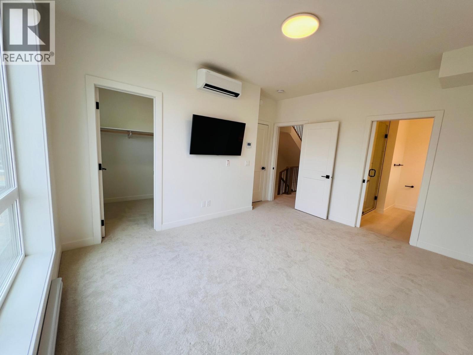 510 14TH Street Unit# 304, Invermere