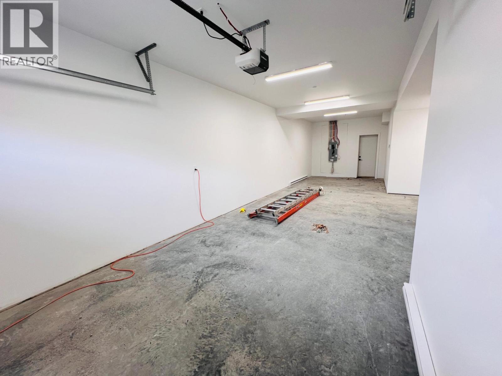 #304 510 14TH Street - 47
