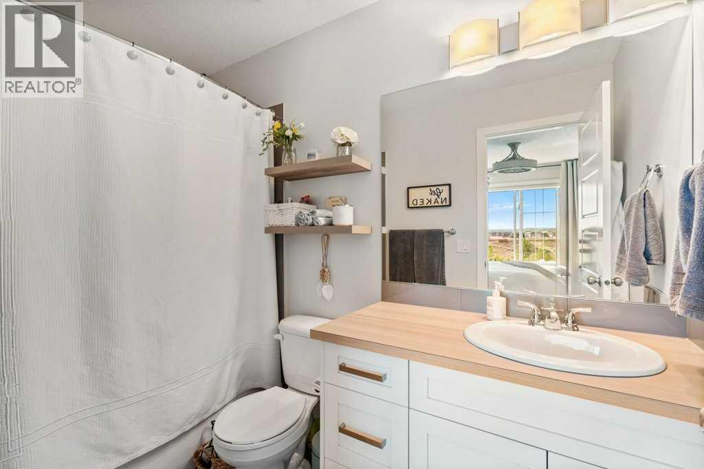 250 Fireside View, Cochrane