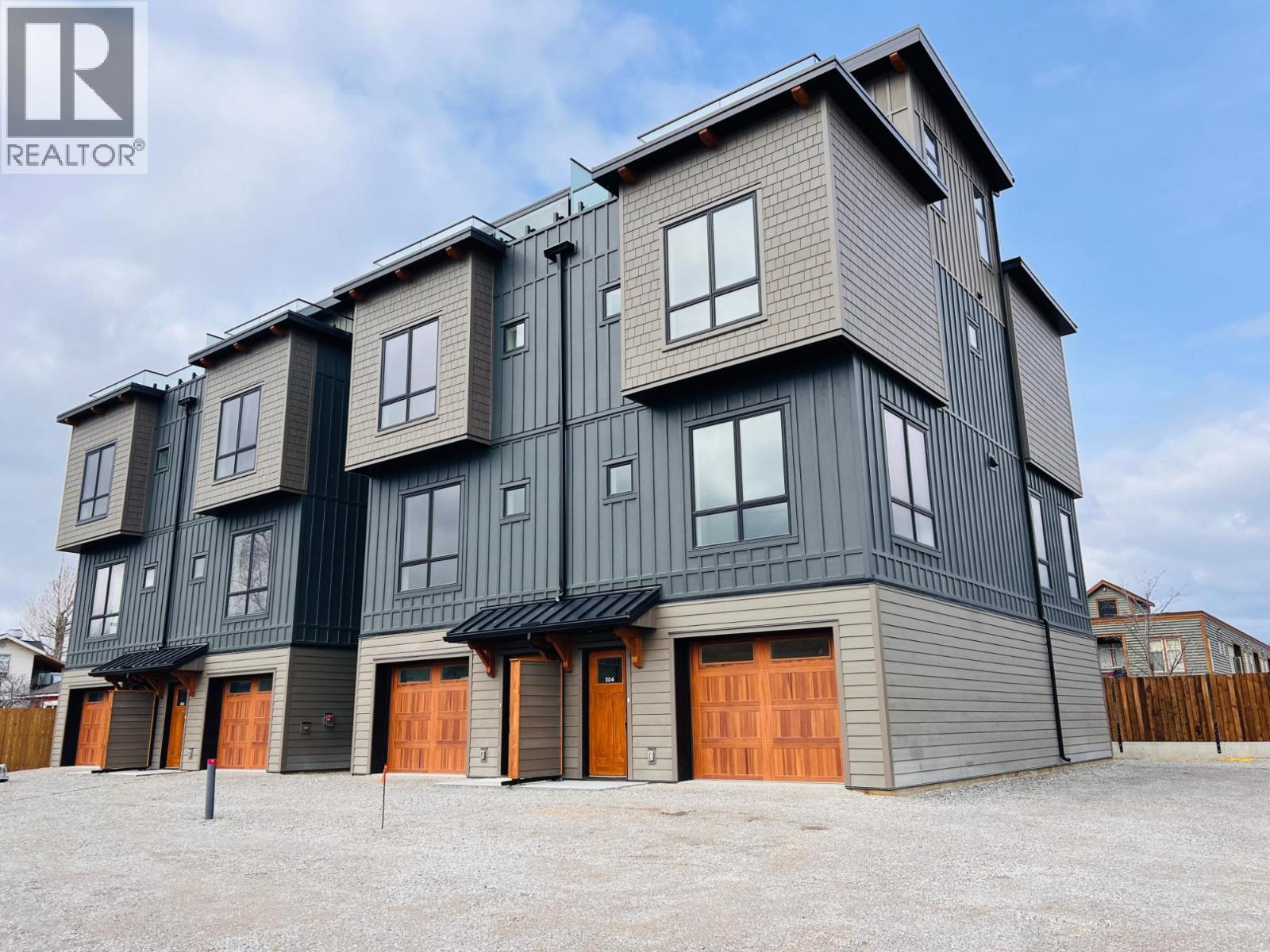 510 14TH Street Unit# 304, Invermere