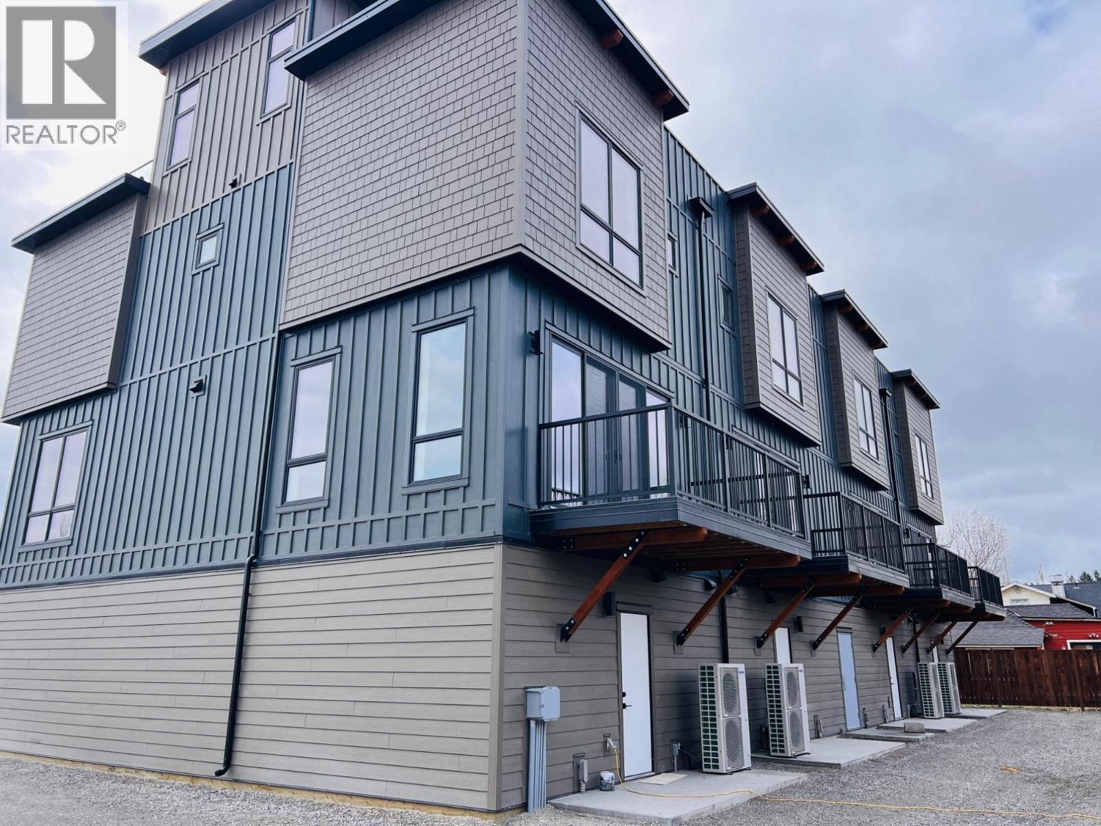 510 14TH Street Unit# 304, Invermere