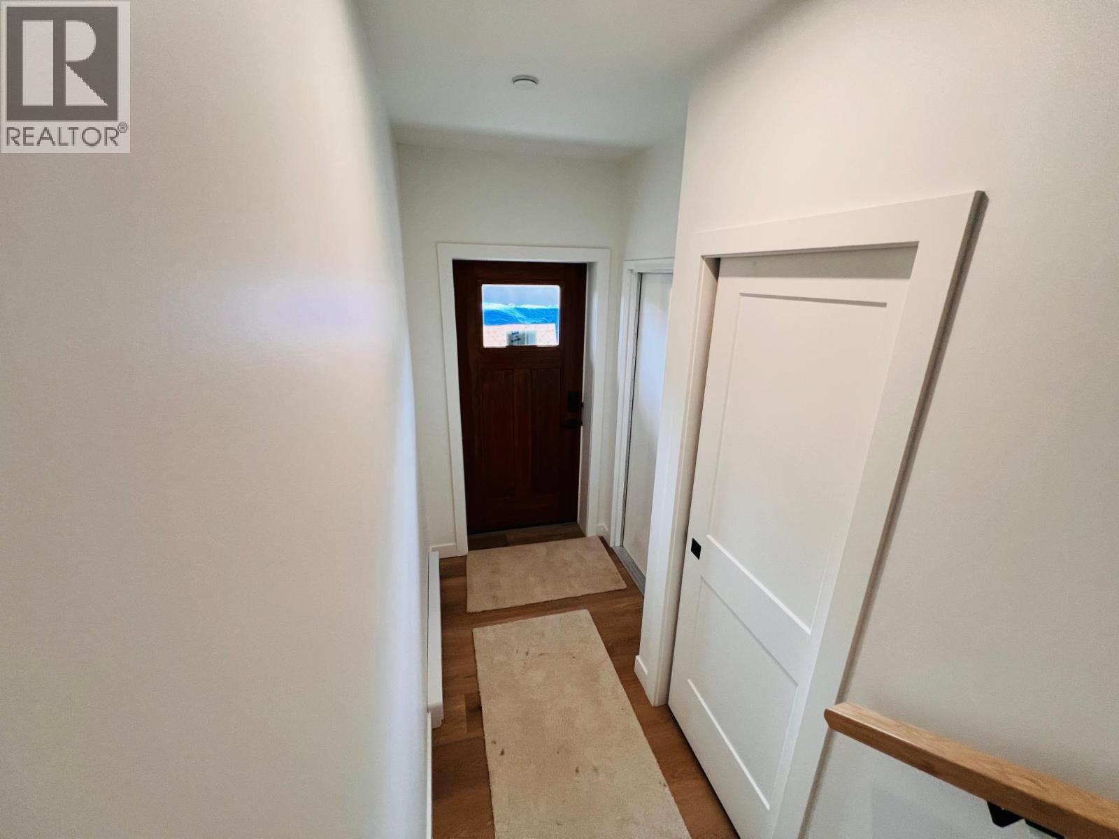 510 14TH Street Unit# 304, Invermere