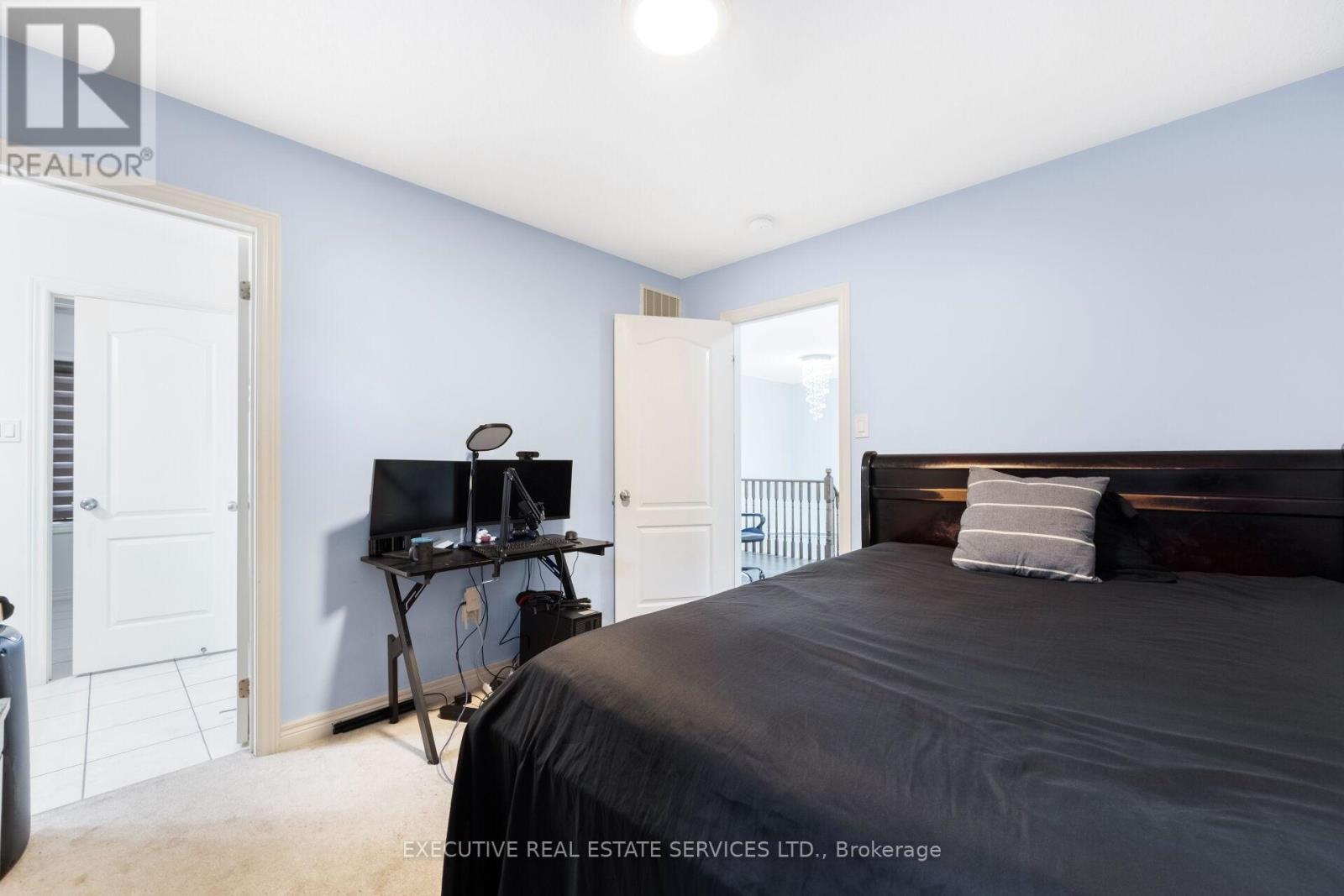37 ROSS DRIVE - 27