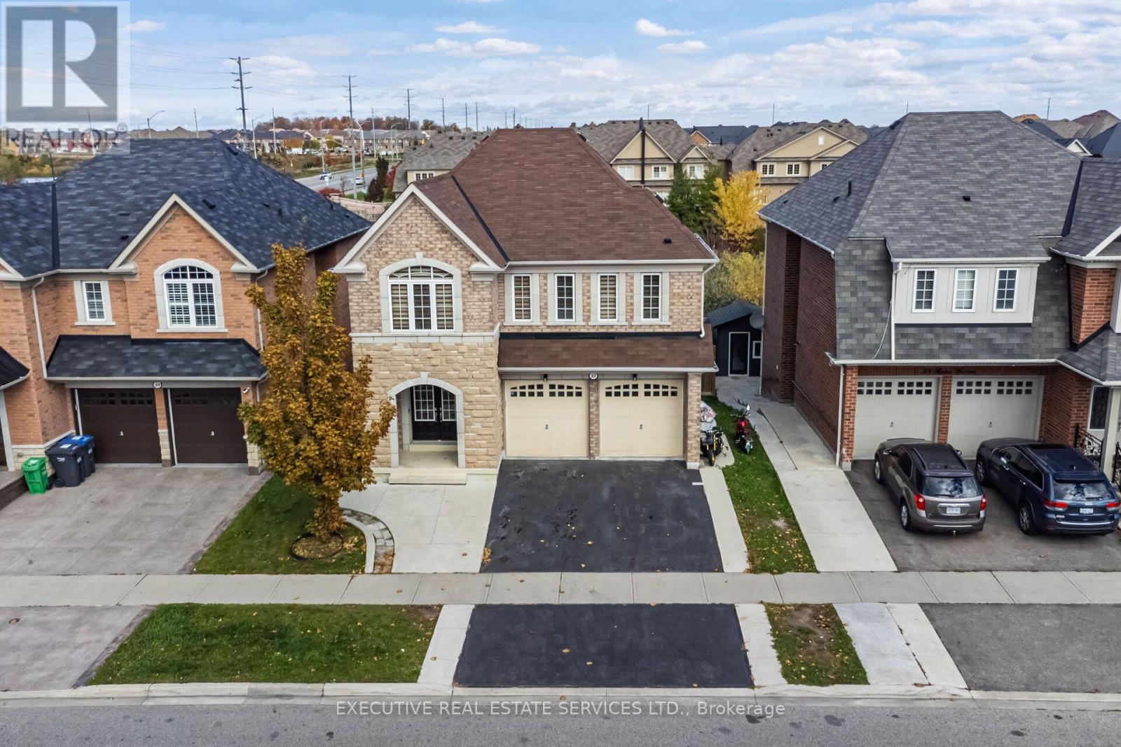 37 ROSS DRIVE - 3
