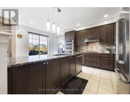 Eating area - 37 Ross Drive, Brampton, ON L6R3S7 Photo 8