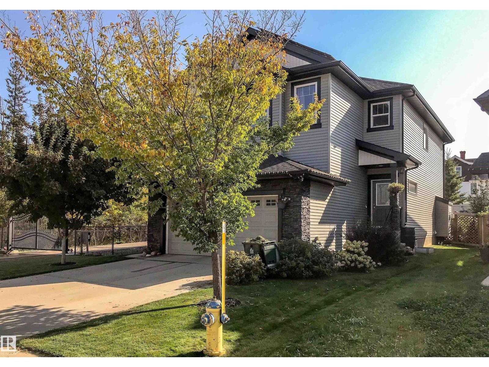 19 Meadowgrove LN, Spruce Grove