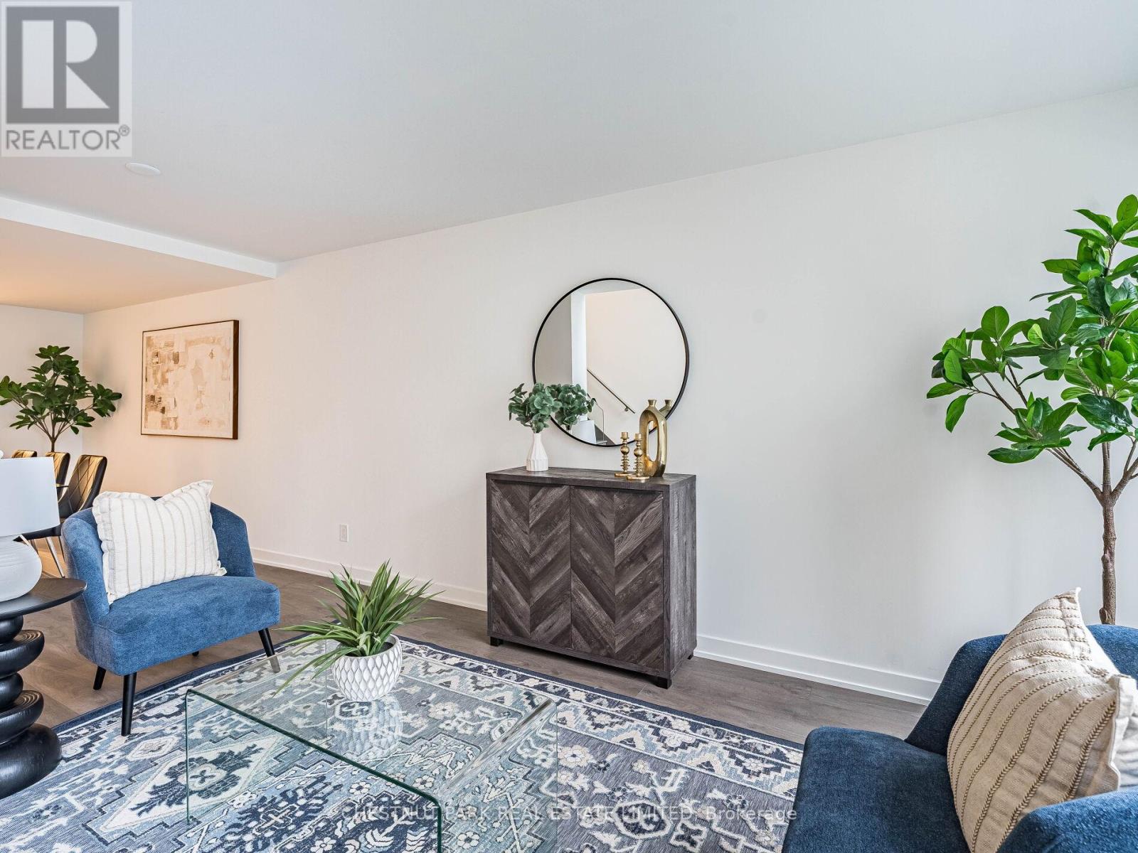 #408 18 MAITLAND TERRACE - 11