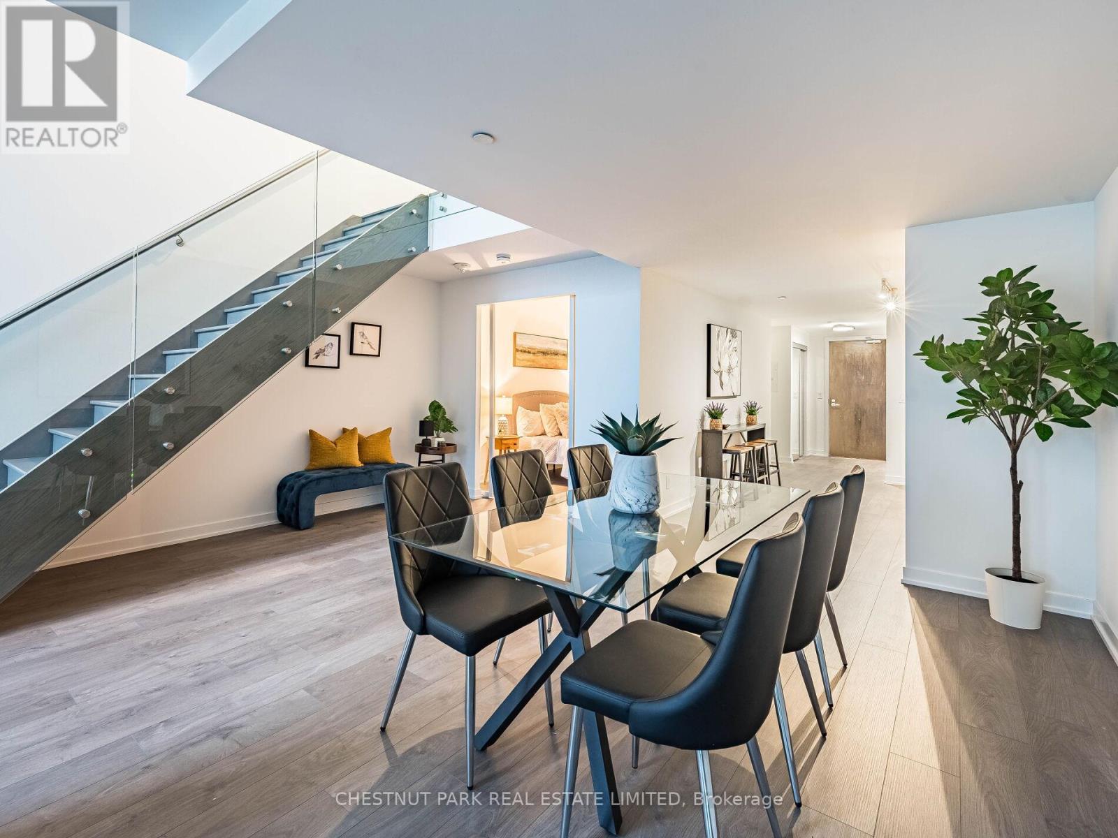 #408 18 MAITLAND TERRACE - 13