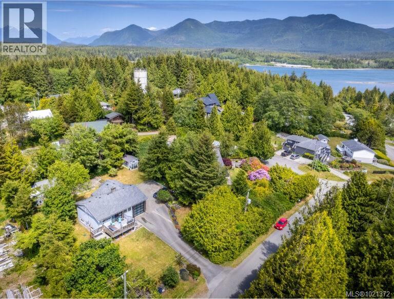 246 Lee St, Ucluelet
