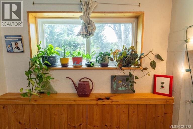 246 Lee St, Ucluelet