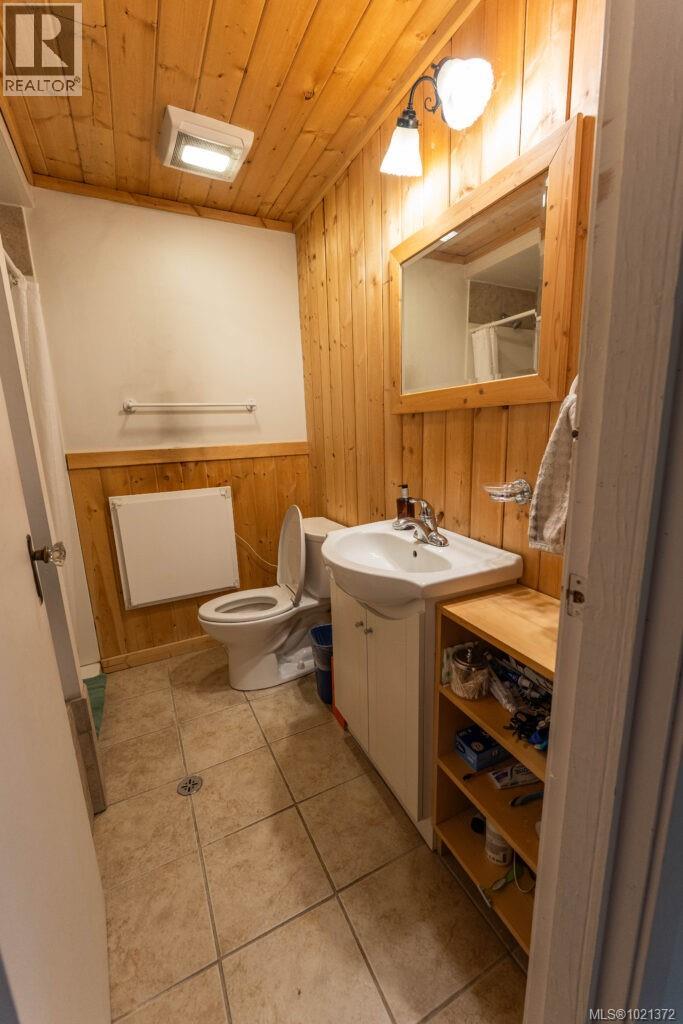 246 Lee St, Ucluelet