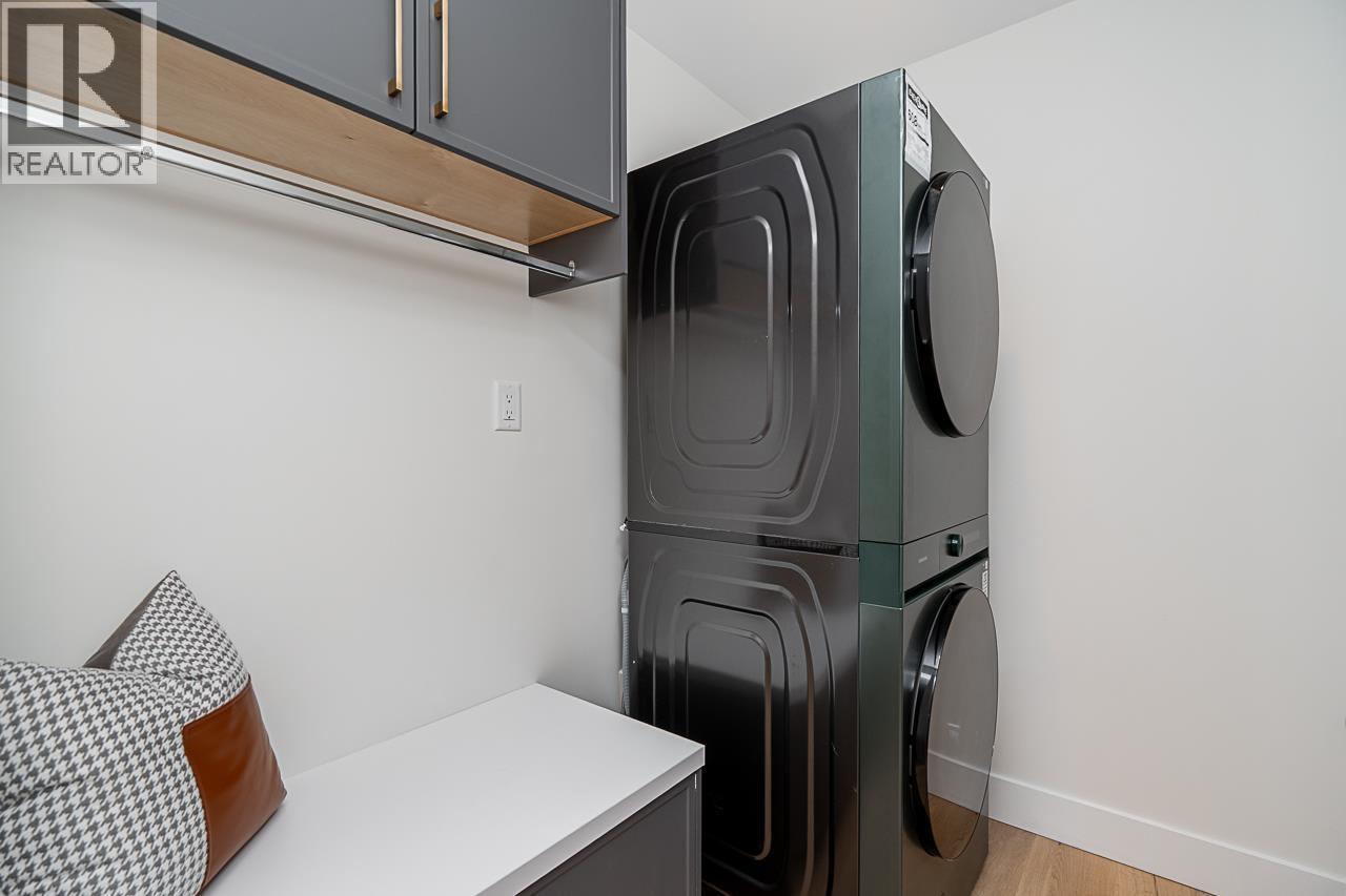 4917 VENABLES STREET, Burnaby