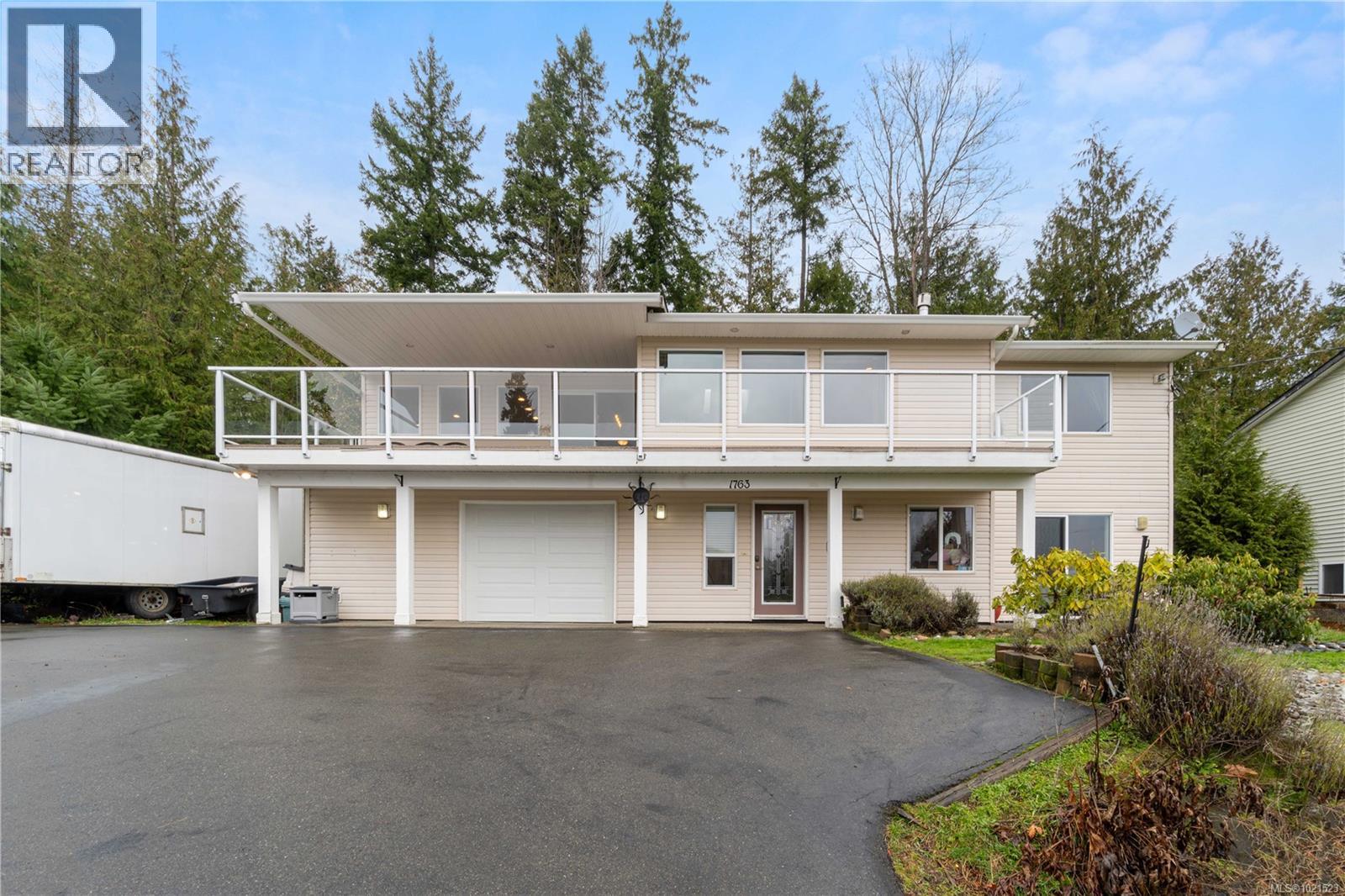 1763 Martini Way, Qualicum Beach