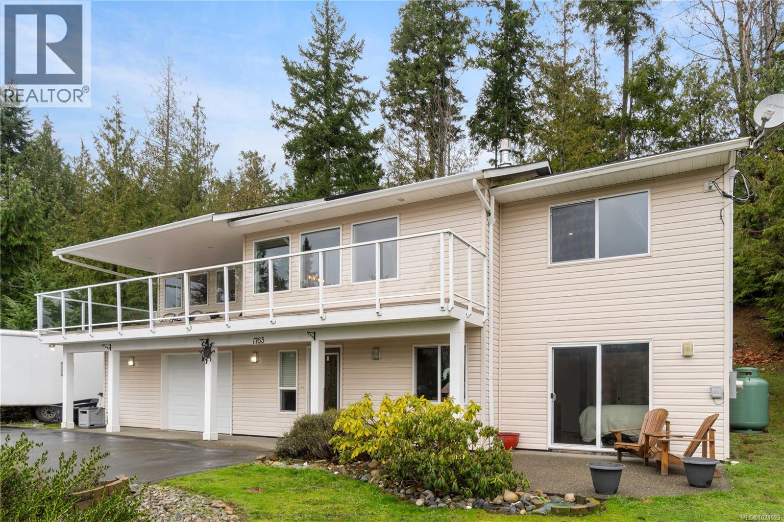 1763 Martini Way, Qualicum Beach