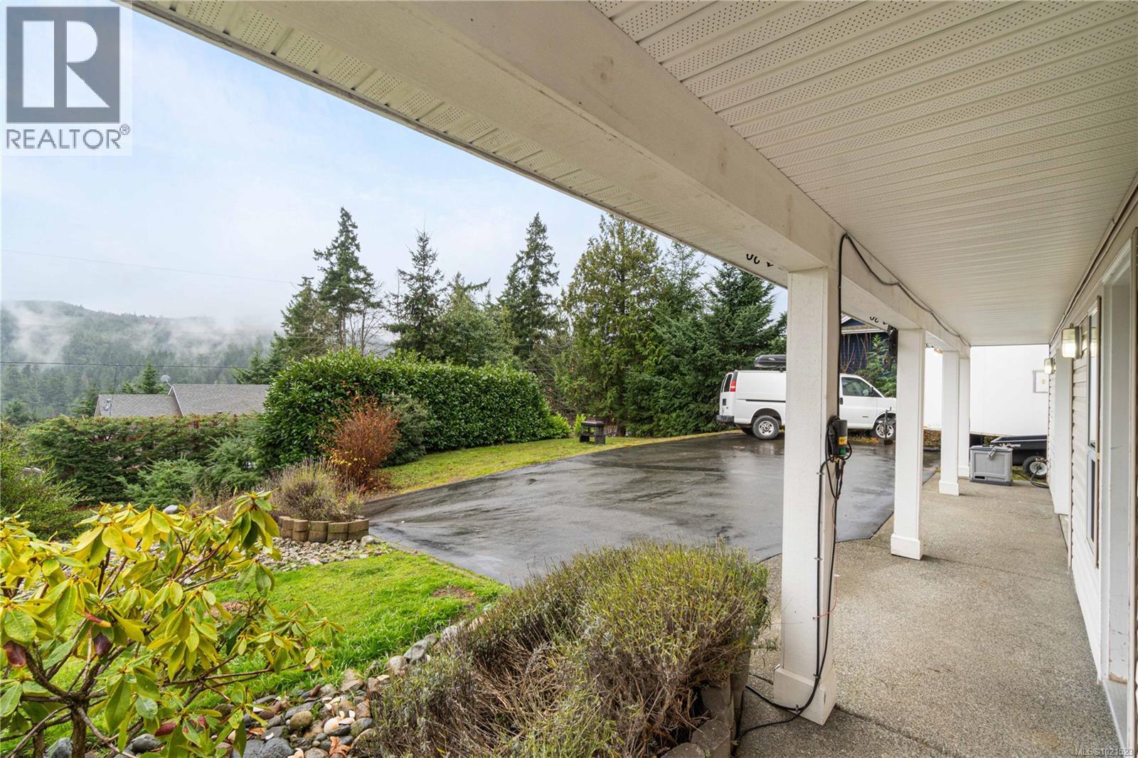 1763 Martini Way, Qualicum Beach