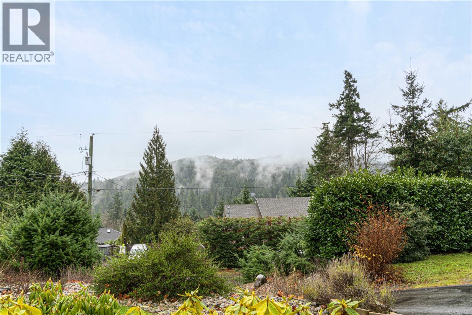 1763 Martini Way, Qualicum Beach
