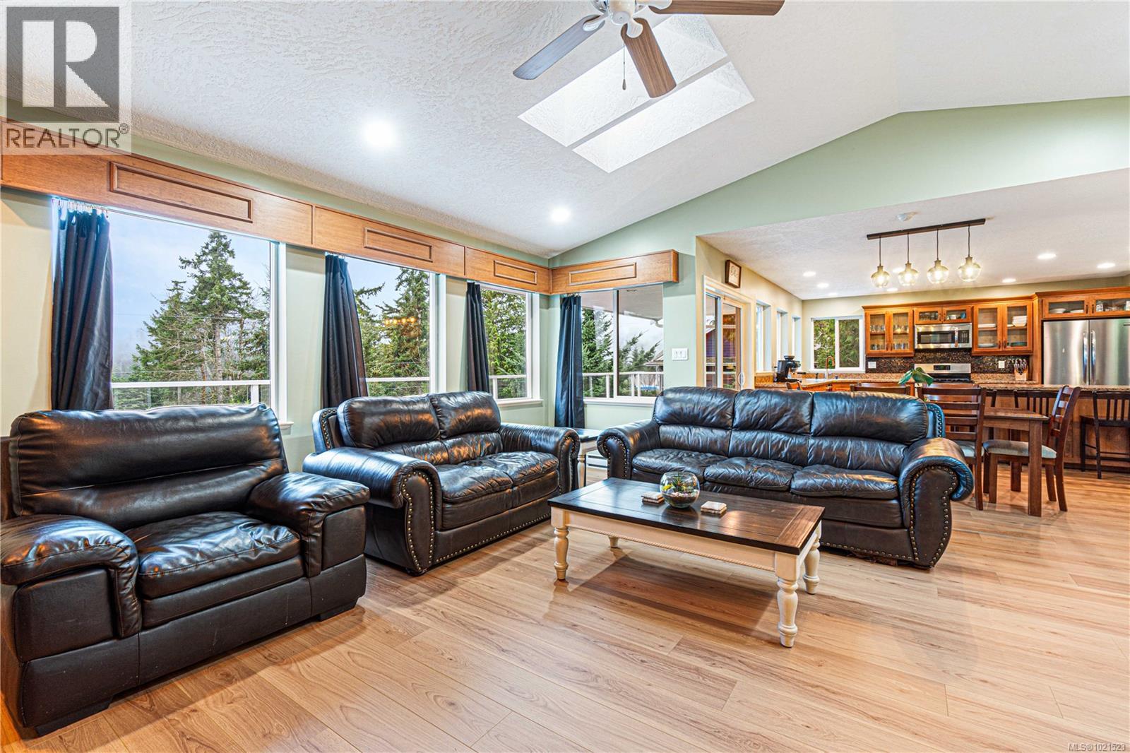 1763 Martini Way, Qualicum Beach